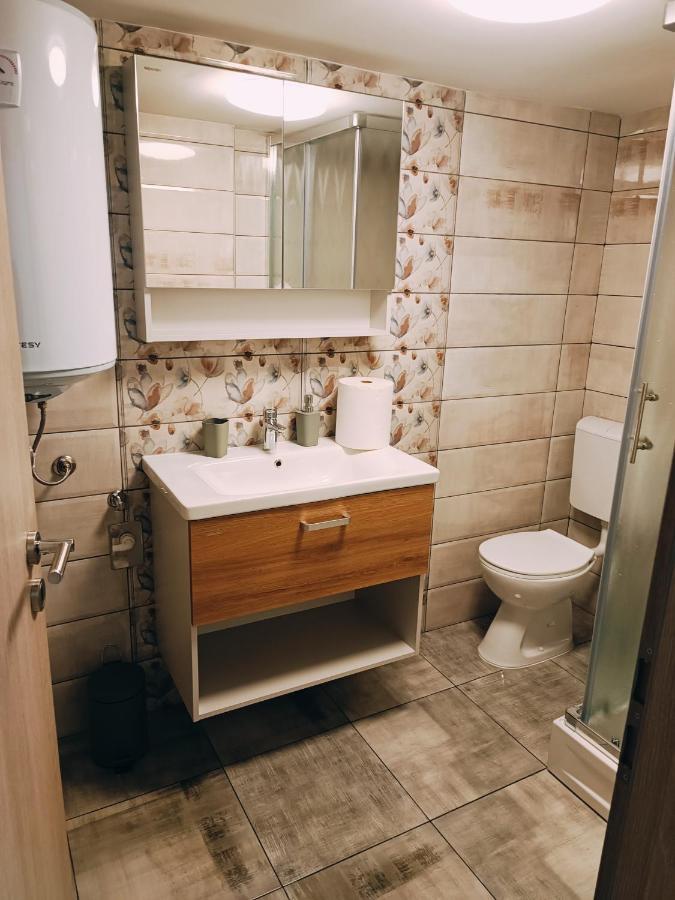 Kod Dida Apartment Gospic Ngoại thất bức ảnh